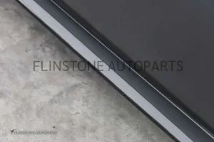 สเกิร์ตข้างแบบครอบ Carbon Fiber C290 AMG GT63 ทรงเดิม