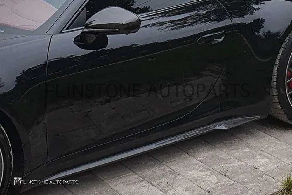 สเกิร์ตข้าง Carbon Fiber Porsche 992 Carrera ทรง GT