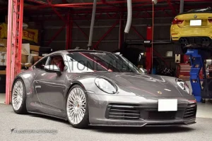 ลิ้นหน้า Forged Carbon Porsche 992 Carrera ทรง COAPLUS