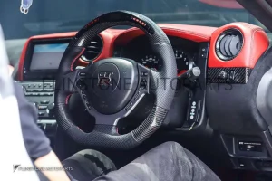 พวงมาลัย Nissan GTR R35