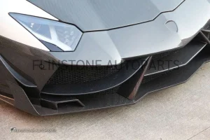 ชุดกันชนหน้า Carbon Fiber Lamborghini Aventador LP700 ทรง GTs