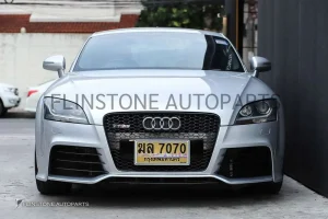 ชุดกันชนหน้า Audi TTRS MK2 พร้อมกระจังหน้าดำล้วน