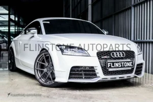 ชุดกันชนหน้า Audi TTRS MK2 พร้อมกระจังหน้าดำล้วน