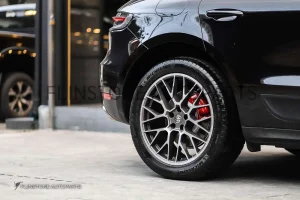 ชุดเบรค PORSCHE MACAN รุ่น GTS สีแดง