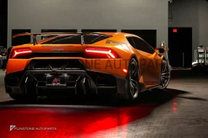 กันชนหลังพร้อมดิฟฟิวเซอร์ Carbon Fiber Lamborghini Huracan LP610-4 ทรง Vorsteiner