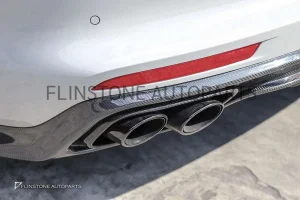 ปลายท่อ Porsche 971 Panamera ทรง Sport Design สีดำ