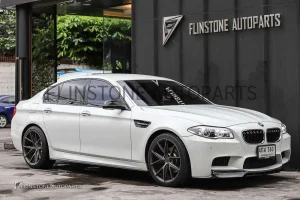สเกิร์ตข้างตัวต่อ Carbon Fiber BMW F30/F32 ทรง LB
