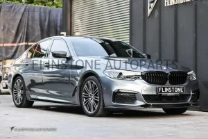 กระจังหน้า BMW G30 เส้นเดี่ยว สีดำเงา
