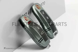 กรอบกุญแจ Porsche รุ่นเก่า สีเขียวเมทัลลิค