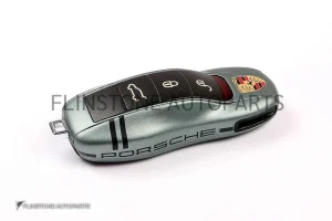 กรอบกุญแจ Porsche รุ่นเก่า สีเขียวเมทัลลิค
