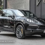 กรอบคาร์บอนแท้ ไฟหน้า PORSCHE Cayenne 958
