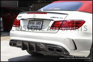 Genuine W207 Mode Style Carbon Fiber Rear Diffuser