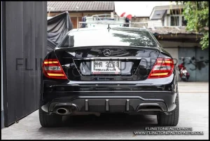 ชุดดิฟฟิวเซอร์ท้าย W204 C63 คาร์บอนไฟบเอร์ทรง DTM