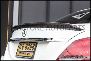 สปอยเลอร์ท้ายคาร์บอนของแท้ W205 C-Class BOCADESIGN