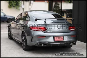 สปอยเลอร์คาร์บอน DMC C63 AMG