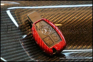 กรอบกุญแจ Carbon Fiber สีแดง Mercedes Benz