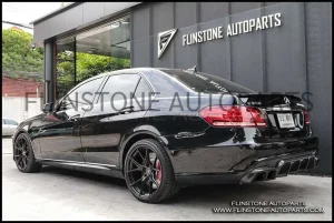 W212 B Carbon Fiber Rear Diffuser