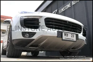 สเกิร์ตติดกันชนหน้า Porsche Cayenne 2017