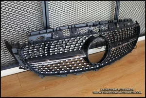 กระจังหน้าคาร์บอน W213 E43 Diamond AMG