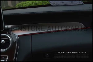 เส้นแปะโครเมี่ยมด้านหน้า สีแดง GLC