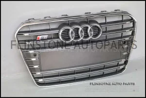 กระจังหน้า AUDI RS5 สีโครเมี่ยม ปี 2013-2016