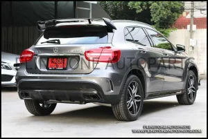 ดิฟฟิวเซอร์คาร์บอนแท้ GLA45 AMG