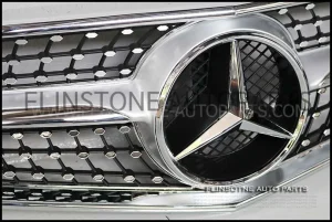 กระจังหน้า W204 แบบเพชร สีโครเมี่ยม