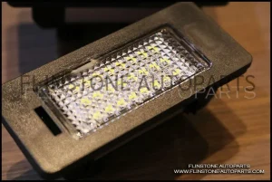 ไฟส่องป้ายทะเบียน LED สำหรับ BMW E81 E82 E90 E91 E92 E93 E60 E61 E39 X1 E84 X5 E70 X6 E71