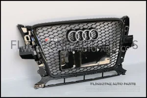กระจังหน้า AUDI RSQ5 สีดำเงา ปี 2008-2016
