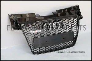 กระจังหน้า AUDI TTRS สีดำเงา ปี 2006-2014