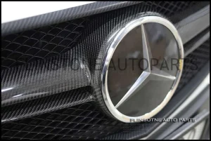 กระจังหน้า Carbon E63 AMG สำหรับ W212 Facelift