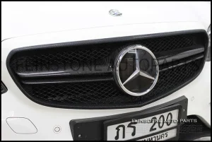 กระจังหน้า Carbon E63 AMG สำหรับ W212 Facelift