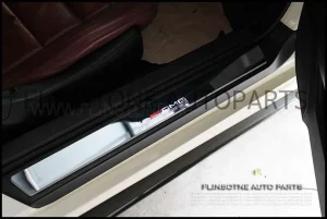 กาบบันไดมีไฟ AMG สำหรับ W204 C-Class