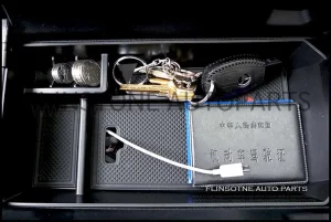 กล่องเก็บของ A CLA GLA
