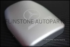 ครอบมือเปิดช่องเก็บของตรงกลาง W212 โลโก้ AMG