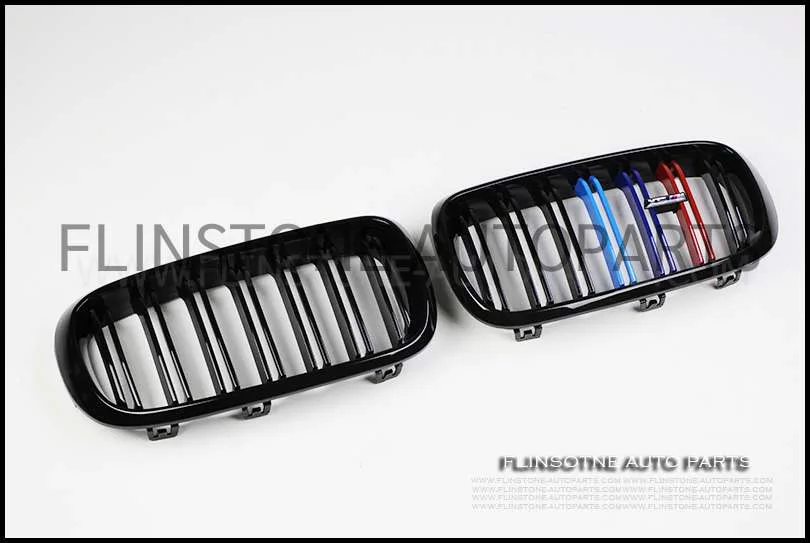 X5 F15 กระจังหน้า M ดำเงา พร้อมโลโก้[3 สี]