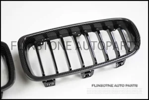 F30 กระจังหน้า M Performance ดำเงา กรอบ Carbon Kevlar