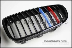 F10 กระจังหน้า M Performance ดำเงา [3 สี]