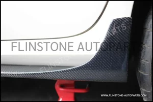 W218 RT Carbon Fiber Side Skirt