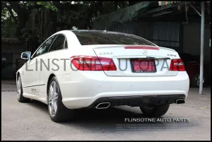 W207 Revozport Carbon Fiber Rear Diffuser