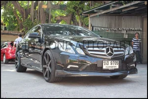 W207 REV Carbon Fiber Front Lip