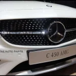 W205 Diamond Front Grille [Black]