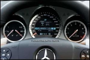 C63 AMG Instrument Cluster 2008 [Km]