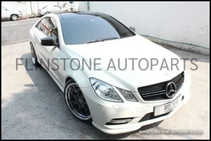 W207 Black AMG Front Grille [E63 Look]