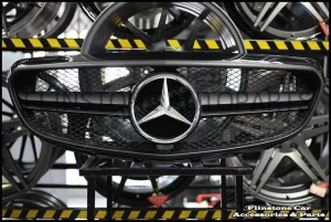 W212 Facelift AMG Front Grille [Black with Matt Black]