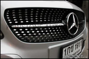 W176 A-Class Diamond Grille [Black]