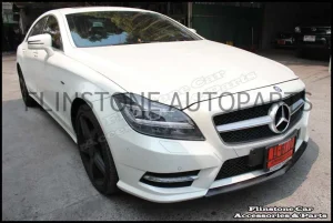 W218 Carbon Fiber Front Lip
