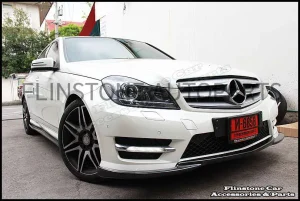 W204 Carbon Fibre Side Skirt