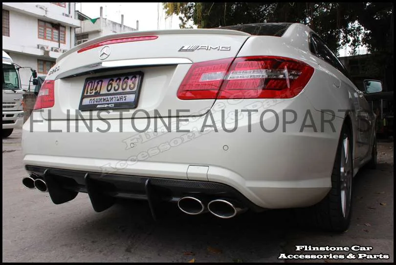 Rear Diffuser W207 Carbon Fiber BIG Fin Diffuser