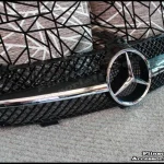 W219 CLS-Class Black Grille V.2